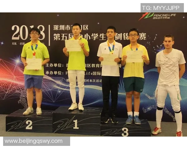 深圳足球队在世界锦标赛中的拼搏历程与荣耀时刻回顾